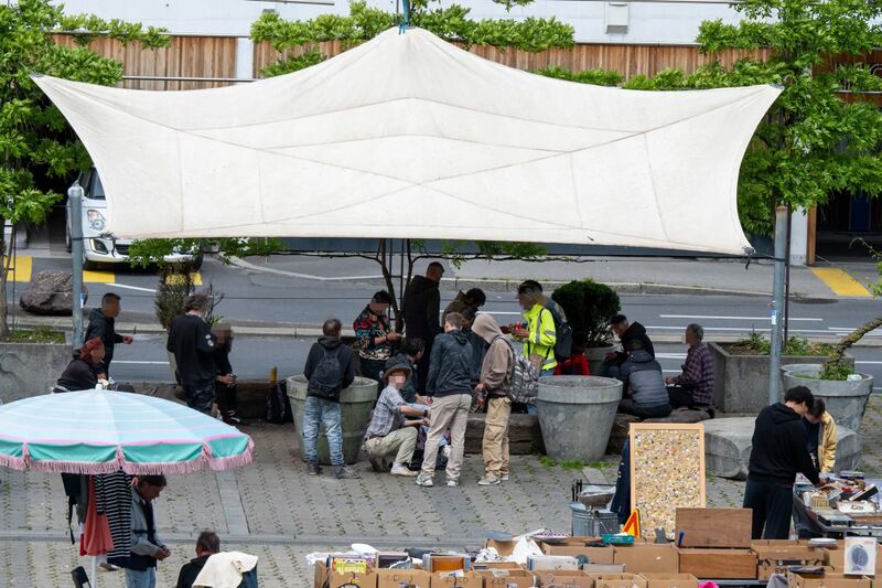 Fichier:Place de la Riponne.jpg