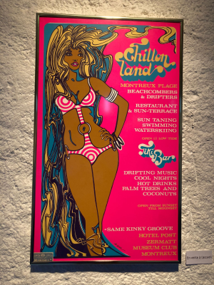 Affiche avec un timbre.png